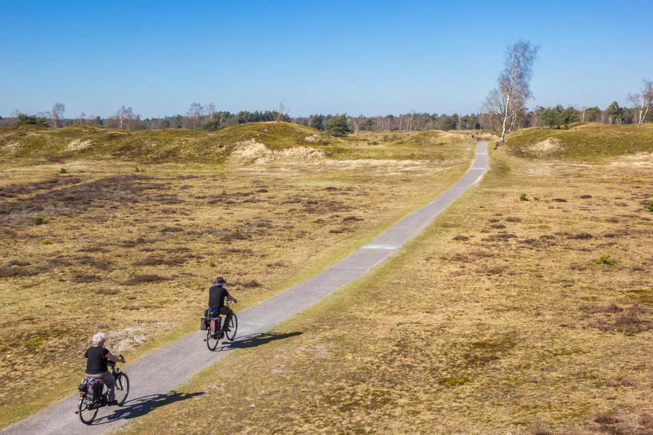 4P Chalet Tolve Met 4 Fietsen Vlakbij Natuurgebieden Drents Friese Wold, Fochteloerveen En Gevangenisdorp Veenhuizen Остервольде Экстерьер фото